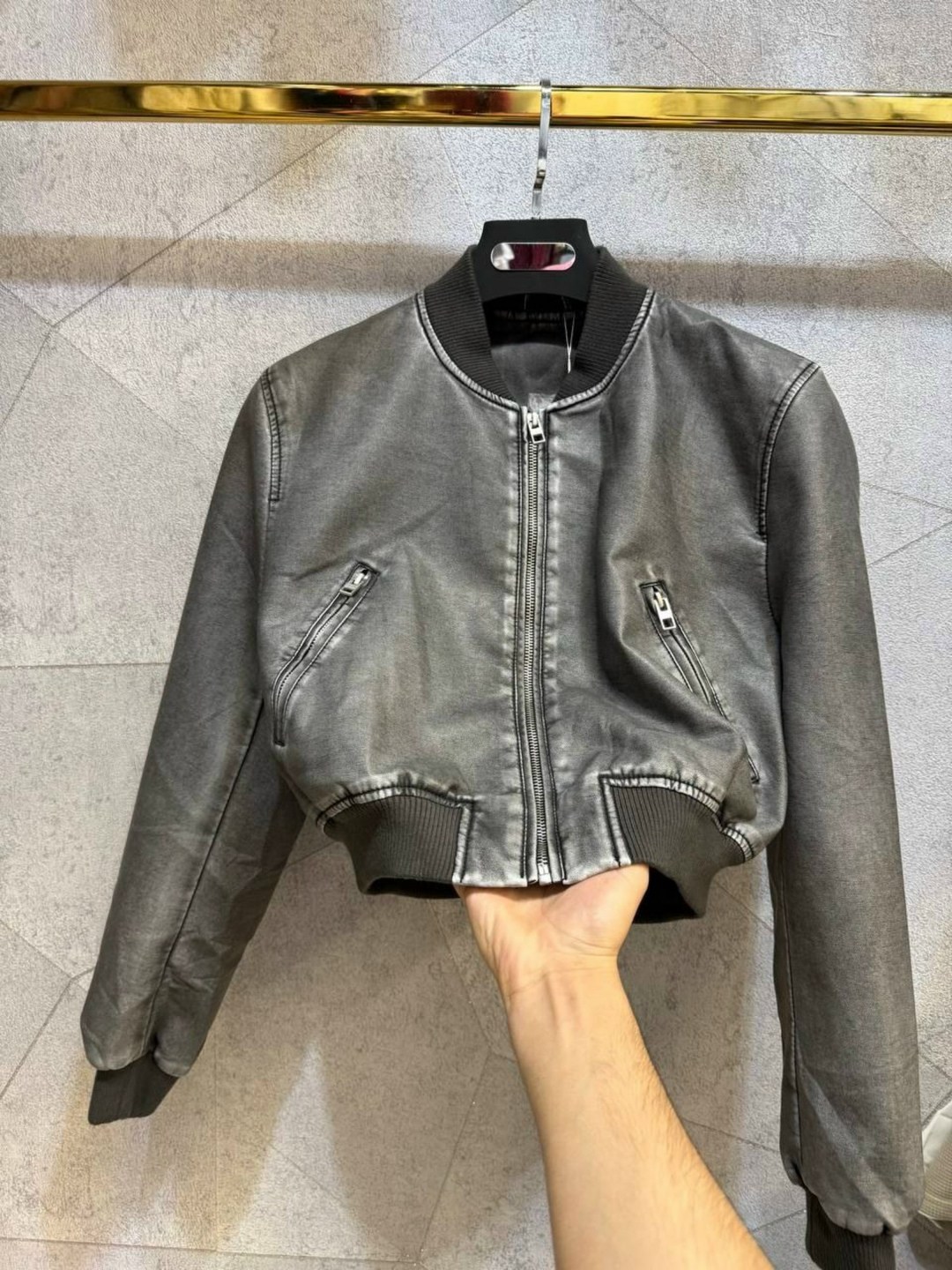 пуховик женский из экокожи,пуховик легкий теплый,куртка пуховик,стильные пуховики,зимние куртки