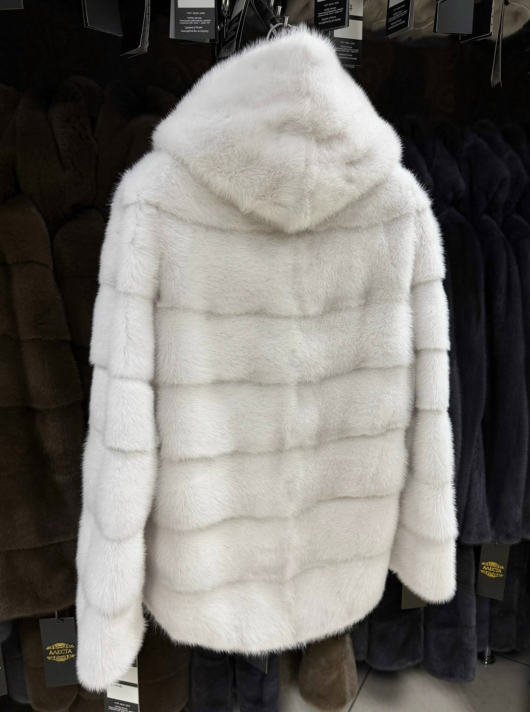 шубка из меха европейской норки с капюшоном,шубка из меха европейской норки с капюшоном цвет пудра,шубка из меха европейской норки с капюшоном цвет колотый лед,шубка из меха европейской норки с капюшо