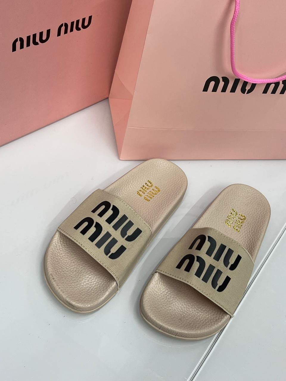 шлепанцы женские,шлепанцы miu miu,шлепанцы модные,,женские шлепки