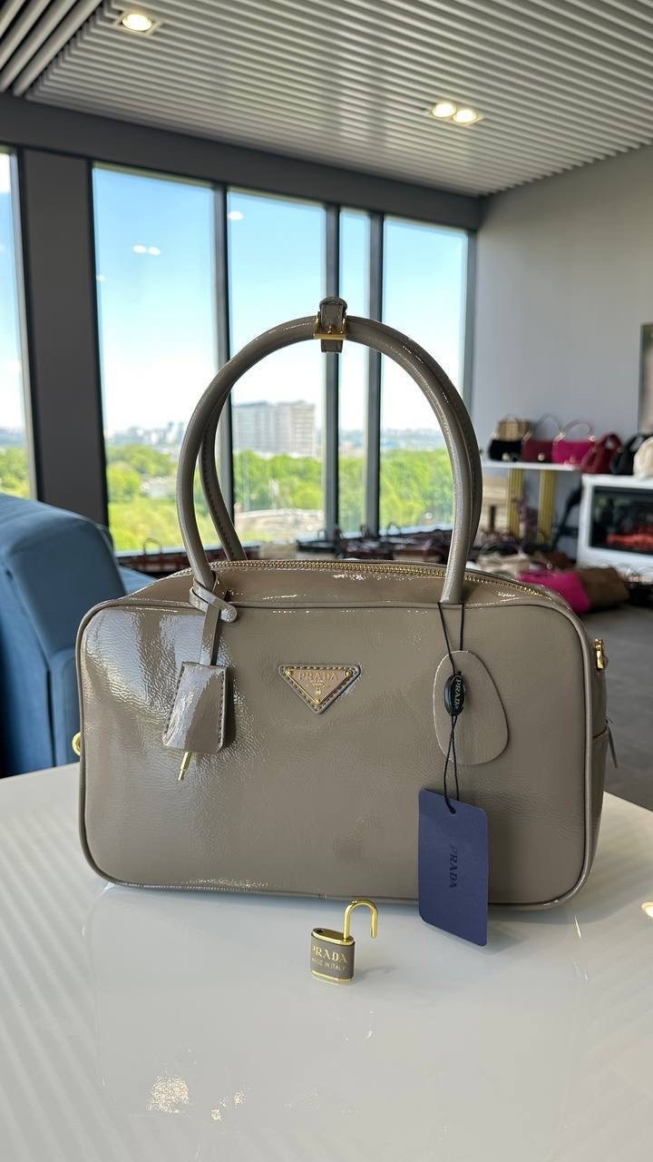 сумка женская prada,сумка прада,сумка prada,модная сумка,сумка женская лаковая