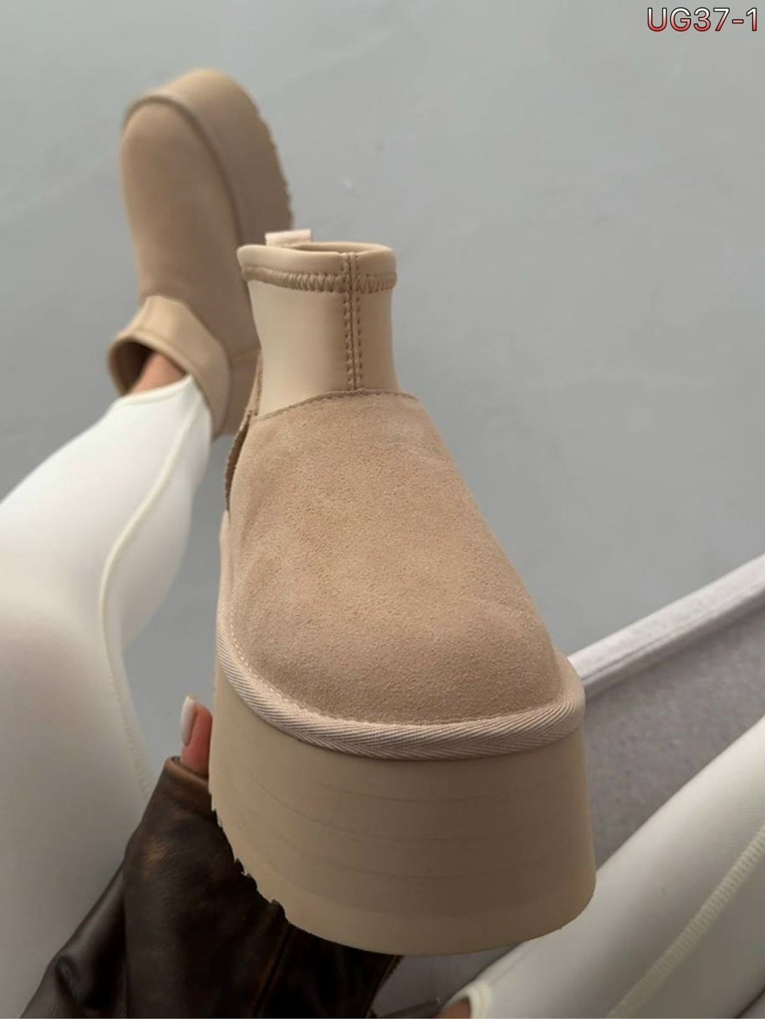 ,женские зимние ботинки на платформе и высоком каблуке, женская,женская зимняя ,зимняя