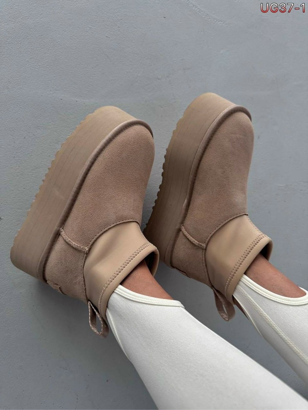 ,женские зимние ботинки на платформе и высоком каблуке, женская,женская зимняя ,зимняя