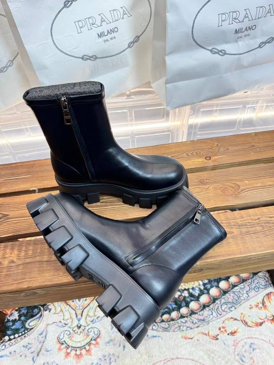 ,ботинки prada,ботинки женские,прада ботинки,кожаные ботинки prada