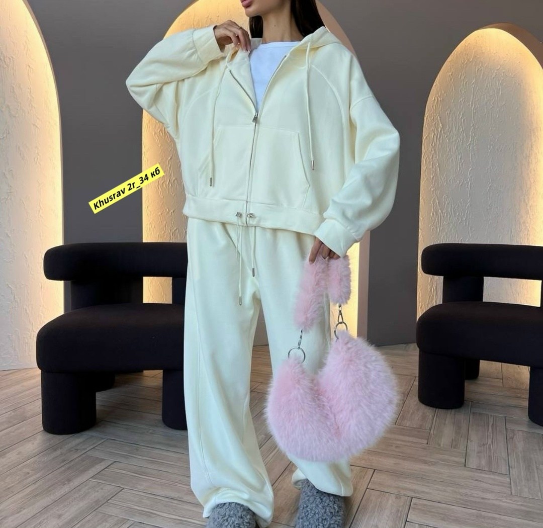 костюм бежевый,спортивный костюм,костюм молочный,женский спортивный костюм,костюм на флисе женский