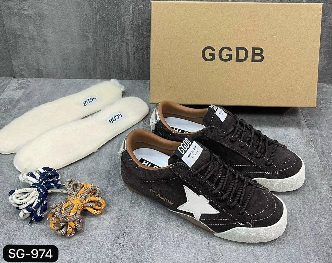 кеды golden goos арт.лх112,кроссовки ball star черного и белого цвета golden goose,,кроссовки golden goose superstar distressed black silver,кроссовки golden goose super-star со звездой черный
