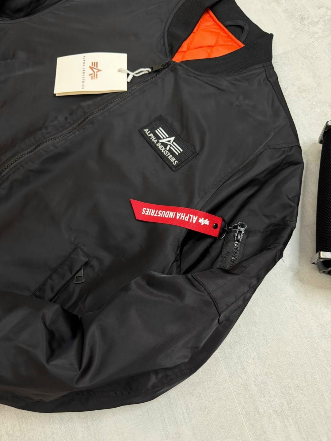 куртка бомбер,куртка мужская бомбер,демисезонная куртка бомбер,куртка бомбер alpha industries ma-1 мужская lux,куртка