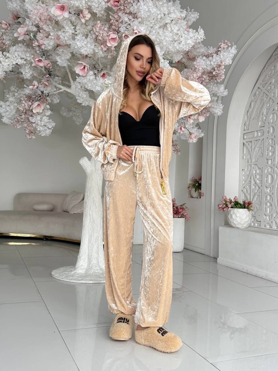 велюровый костюм женский,костюм велюровый,костюм женский с брюками,домашний велюровый костюм,костюм из велюра
