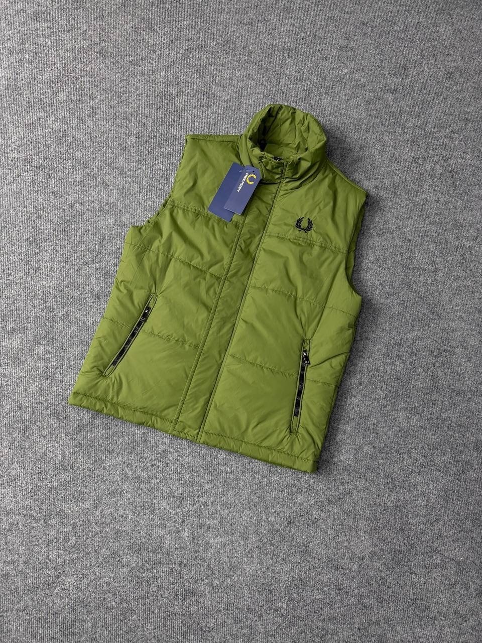 жилетка мужская,жилет мужской,безрукавка мужская,жилетка,жилет