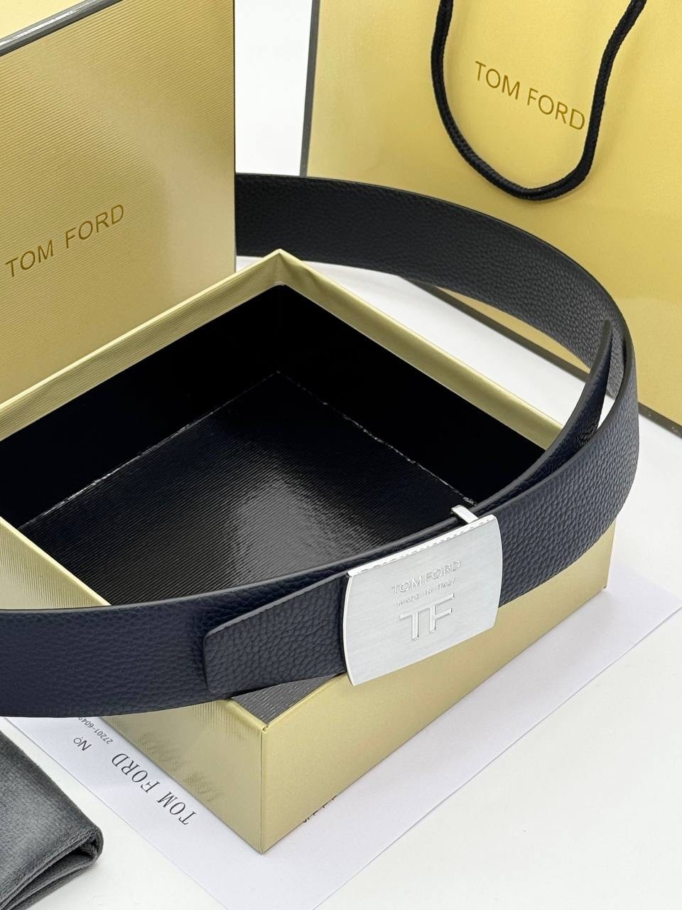 кожаный ремень tom ford,ремень tom ford,ремень из натуральной кожи мужской,мужской кожаный ремень,двусторонний ремень