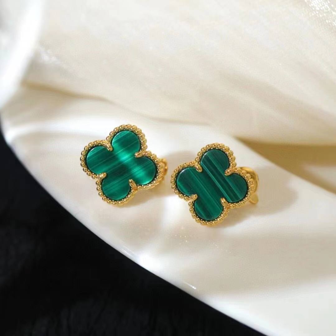 серьги vintage alhambra van cleef & arpels,ван клиф серьги клевер зеленые,серьги из четырехлистного клевера van cleef,серьги клевер четырехлистный ван клиф,van cleef & arpels earrings vintage alhambra
