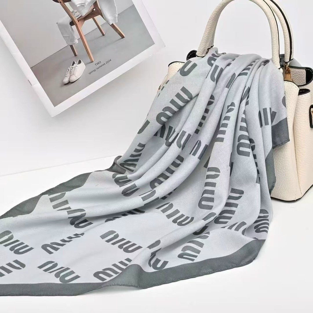 шарфы и платки,шелковый шарф,шарф женские,женский шелковый шарф,женский шелковый шарф с принтом