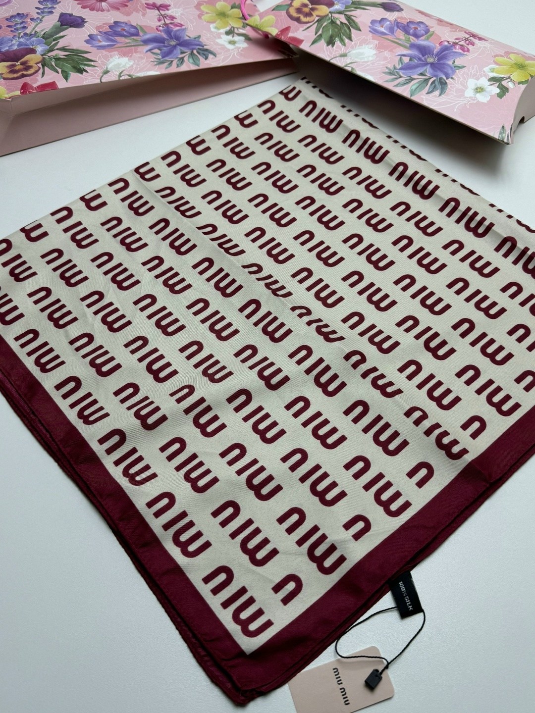 брендовый платок,платки шарф,платки женские,платки шелковые,платок