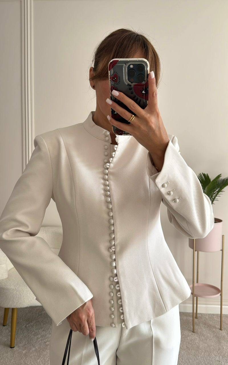 модные костюмы,элегантный брючный костюм,костюм белый брючный,костюм с брюками,женские брючные костюмы