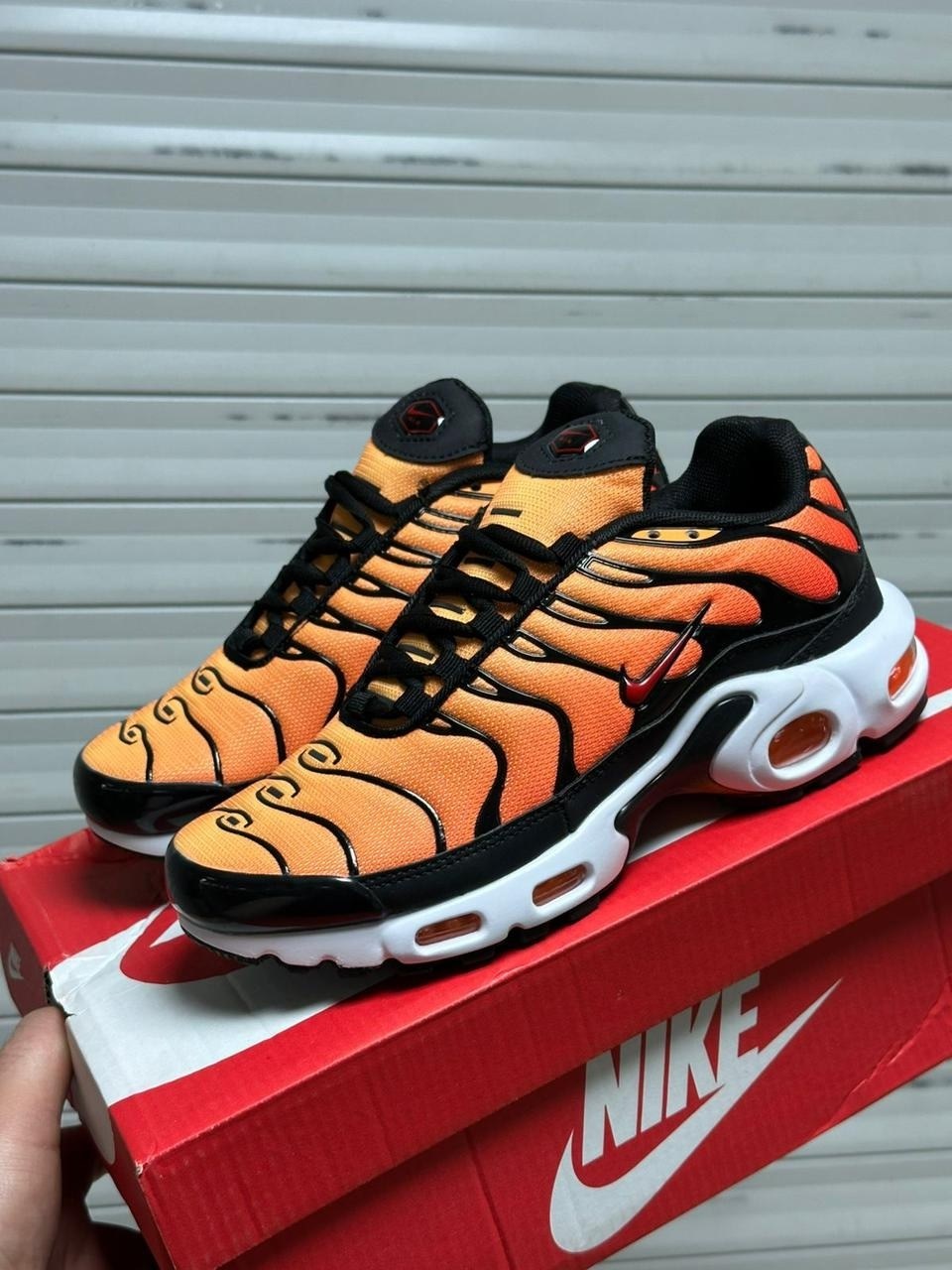 nike air max plus tn,кроссовки nike air max plus tn,nike air max plus,кроссовки,nike tn plus черно-зеленые