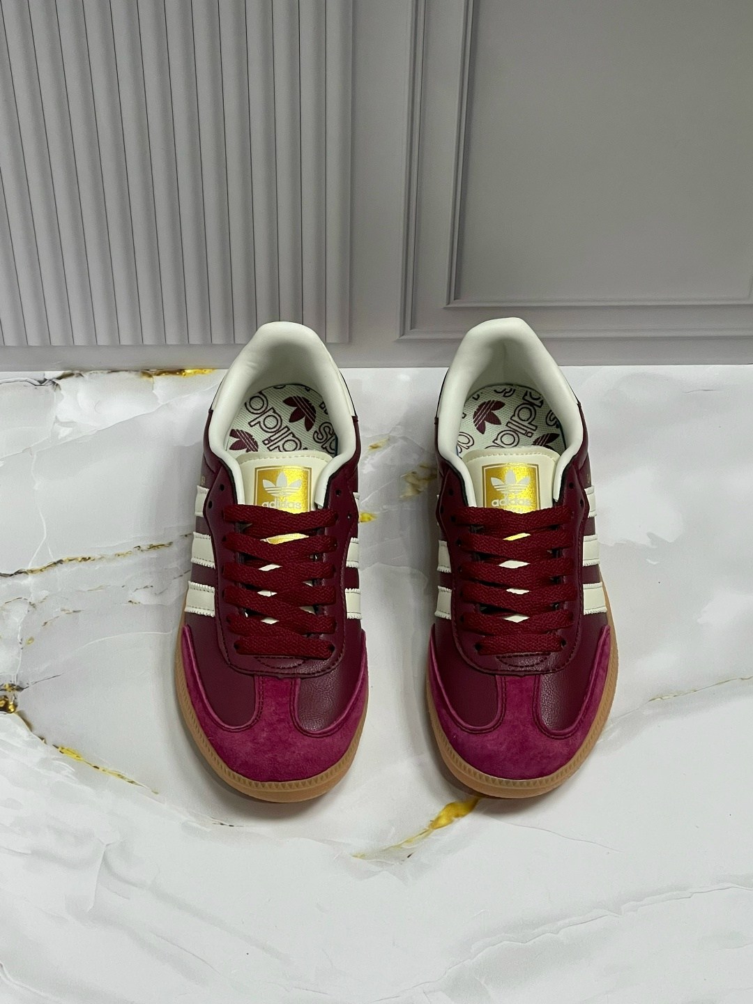 кеды adidas samba og "maroon gold metallic",adidas samba og maroon gold metallic,кроссовки adidas samba,кроссовки кеды из натуральной замши adidas spezial,адидас бордовые