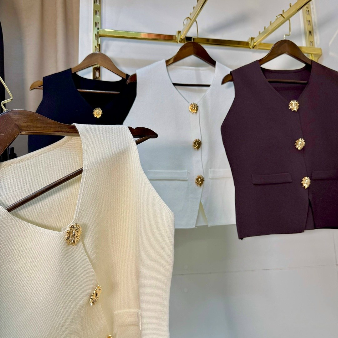 жилетка женская,женский жилет,жилетка женская костюмная,жилет,костюм с жилетом брючный шоколадный