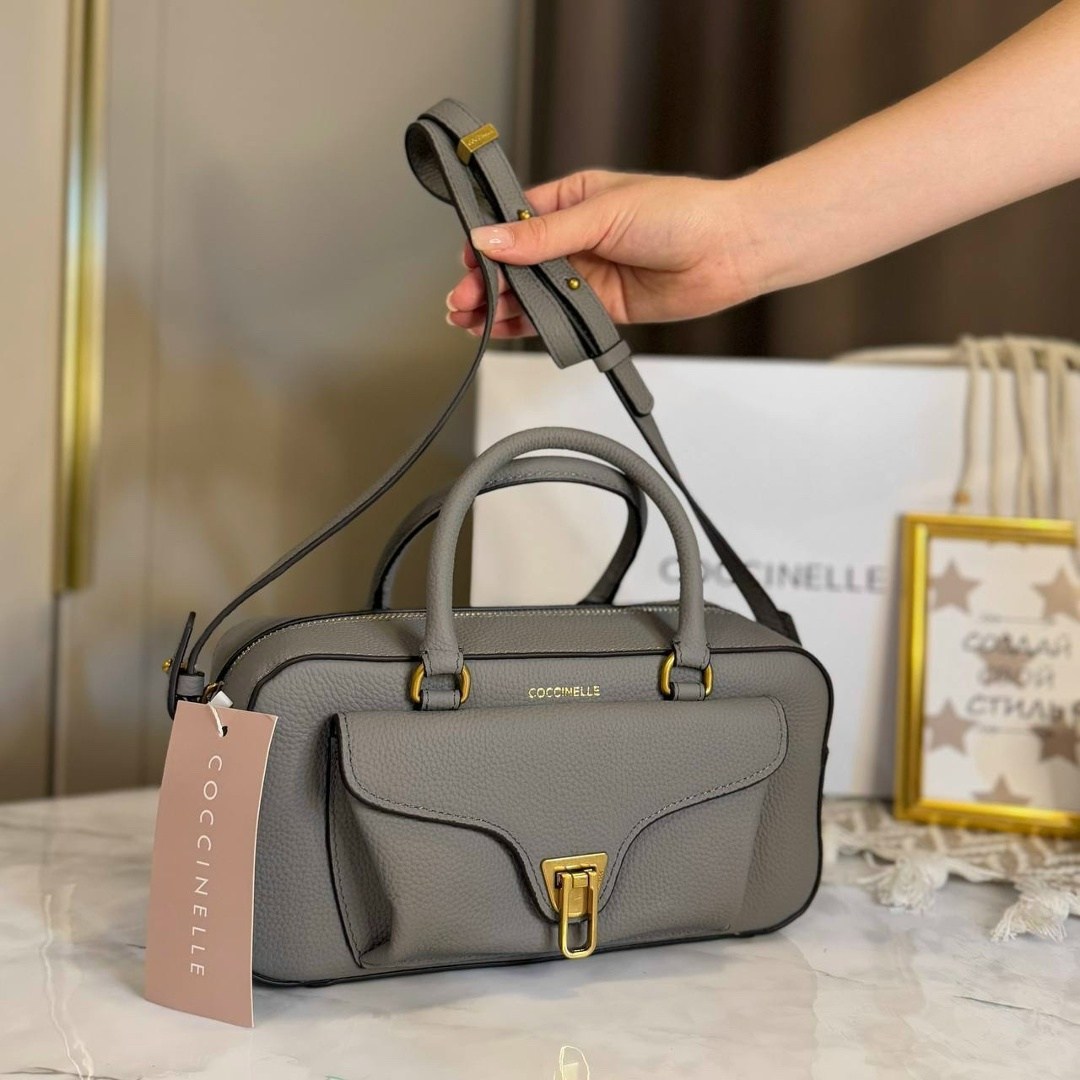 сумка coccinelle,сумочка из зернистой кожи coccinelle beat soft medium черный,сумка женская,coccinelle сумка женская,сумка beat soft из тисненой кожи coccinelle черный