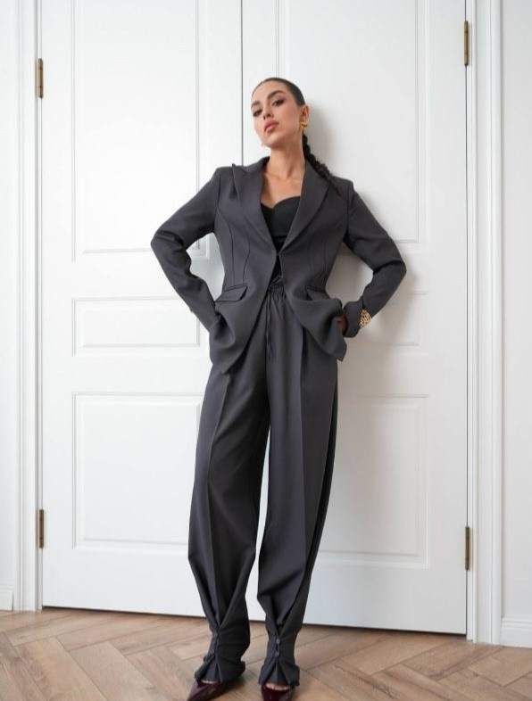 брючный костюм pirs 5646 серый,брючный костюм pirs 5760 серый,серый брючный костюм,брючный костюм,брючный костюм pirs 5646 серый двойка