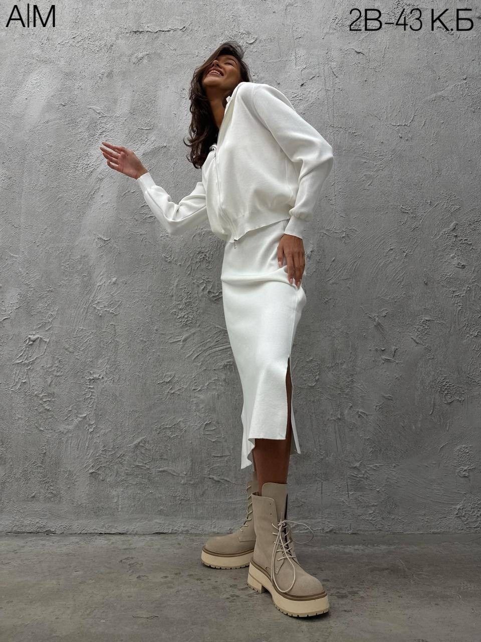 трикотажный костюм с юбкой миди kovclo 247304023,костюм трикотажный с юбкой,трикотажные костюмы,элегантные костюмы,трикотажный костюм с юбкой миди kovclo