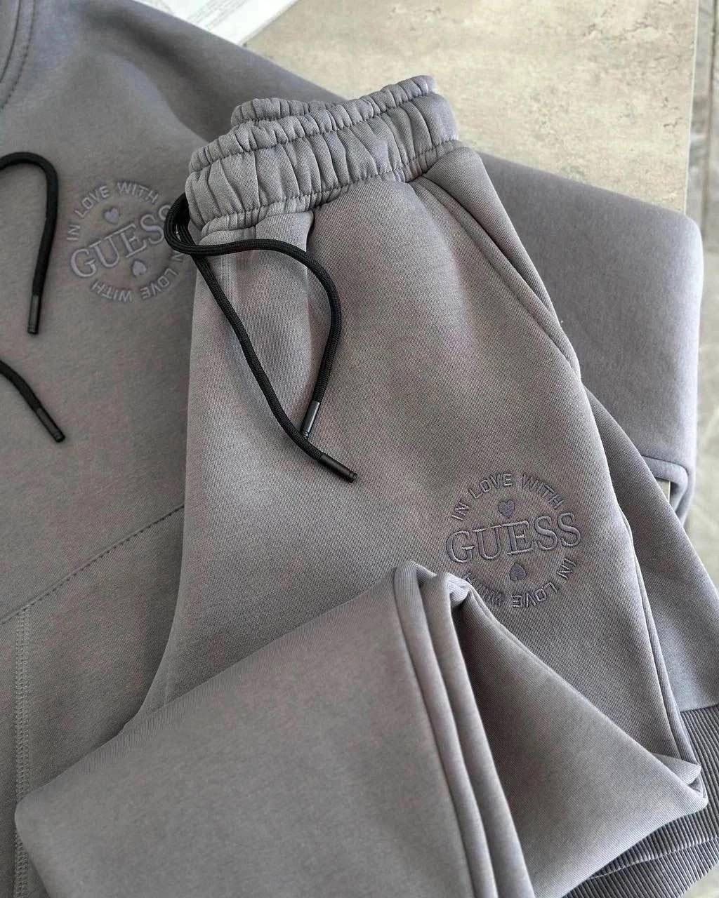 спортивный костюм guess трехнитка на флисе,спортивный костюм guess,спортивный костюм женский теплый на флисе реплика guess,спортивный костюм трехнитка,спортивные костюм