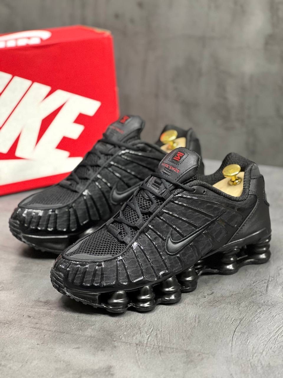 кроссовки nike shox tl,кроссовки nike air max tn plus,кроссовки мужские nike,кроссовки nike shox,мужские кроссовки