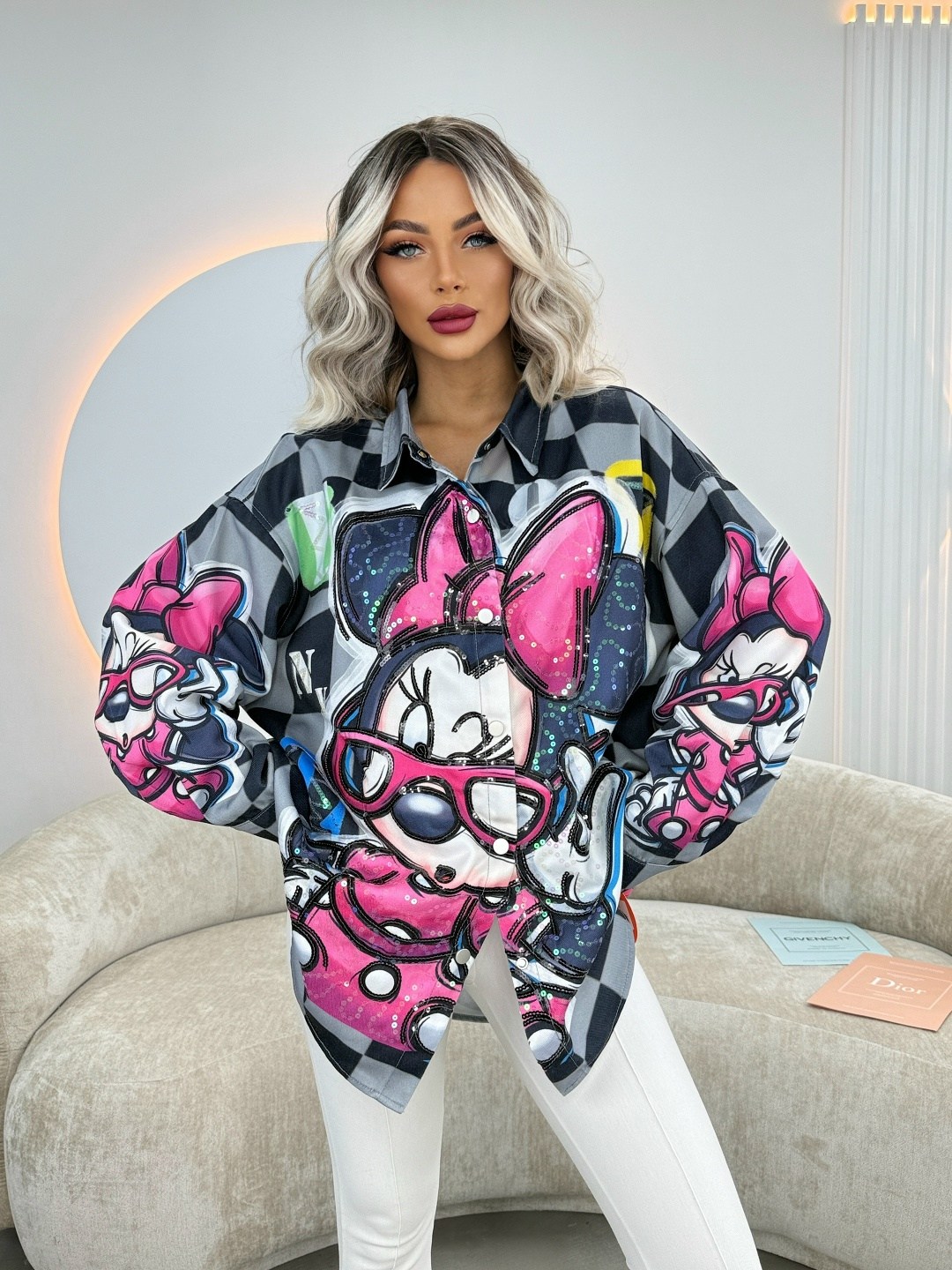 футболка велюровая с принтом оверсайз us shopping,футболка велюровая с принтом оверсайз от us shopping,стильная кофта,модные свитшоты,футболка оверсайз с принтом мики маус fashion lux