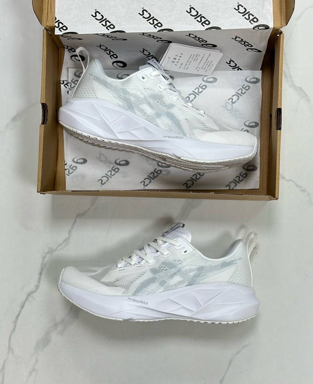 кроссовки,кроссовки женскиe,кроссовки asics,кроссовки мужские женские,спортивная