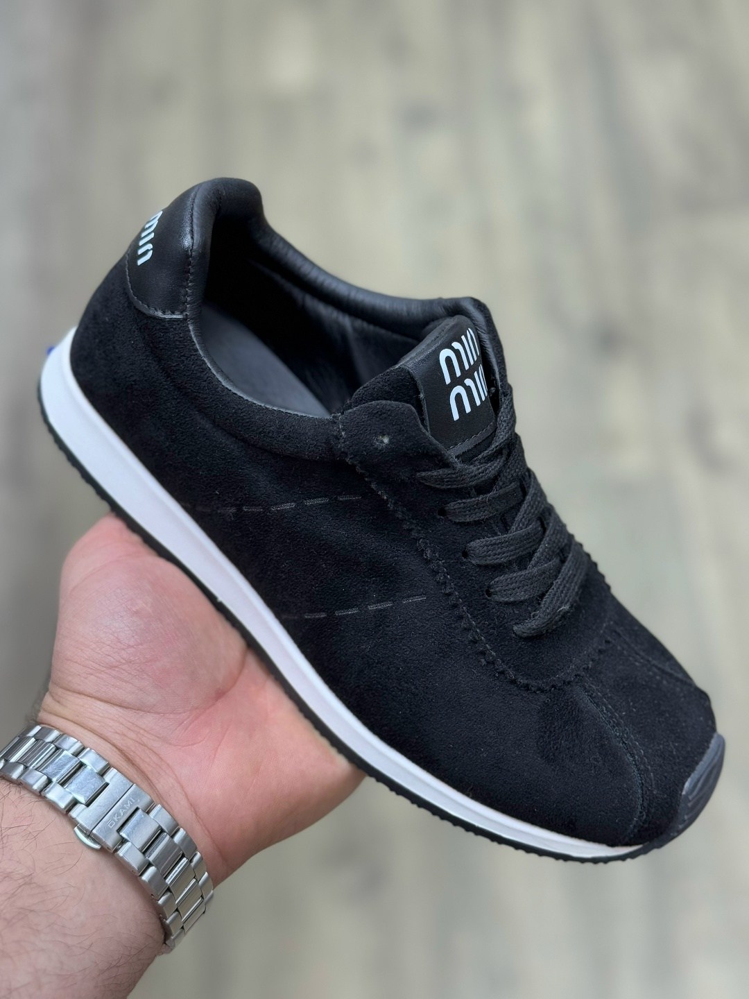 ,замшевые кроссовки,коричневые кроссовки,кроссовки prada,замшевые кроссовки мужские