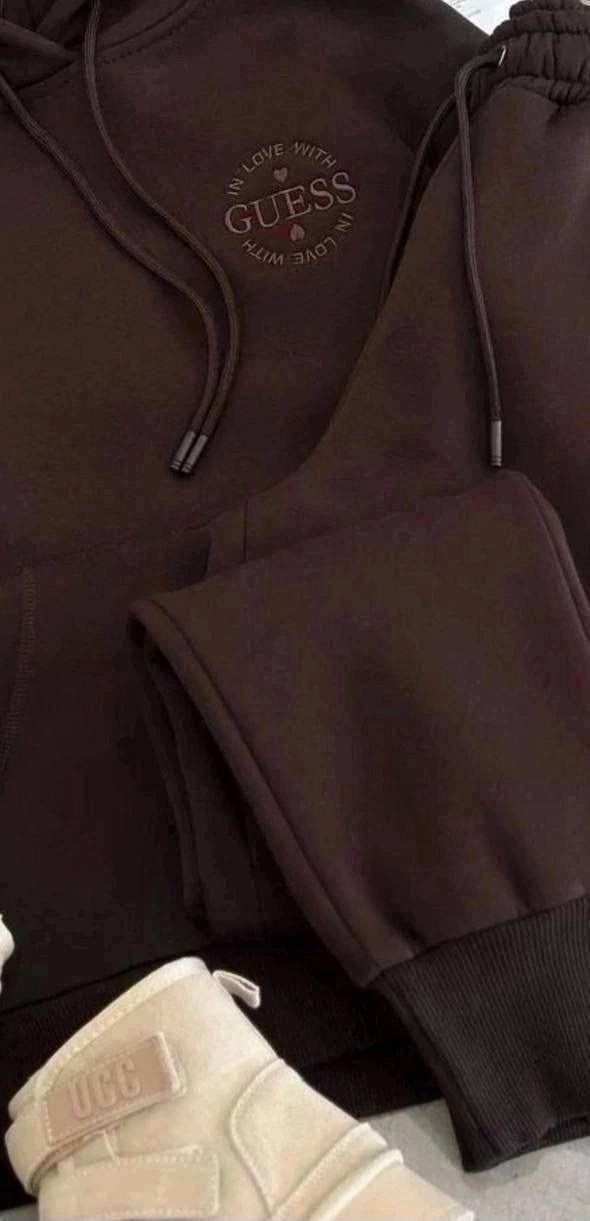 спортивный костюм guess трехнитка на флисе,спортивный костюм guess,спортивный костюм женский теплый на флисе реплика guess,спортивный костюм трехнитка,спортивные костюм
