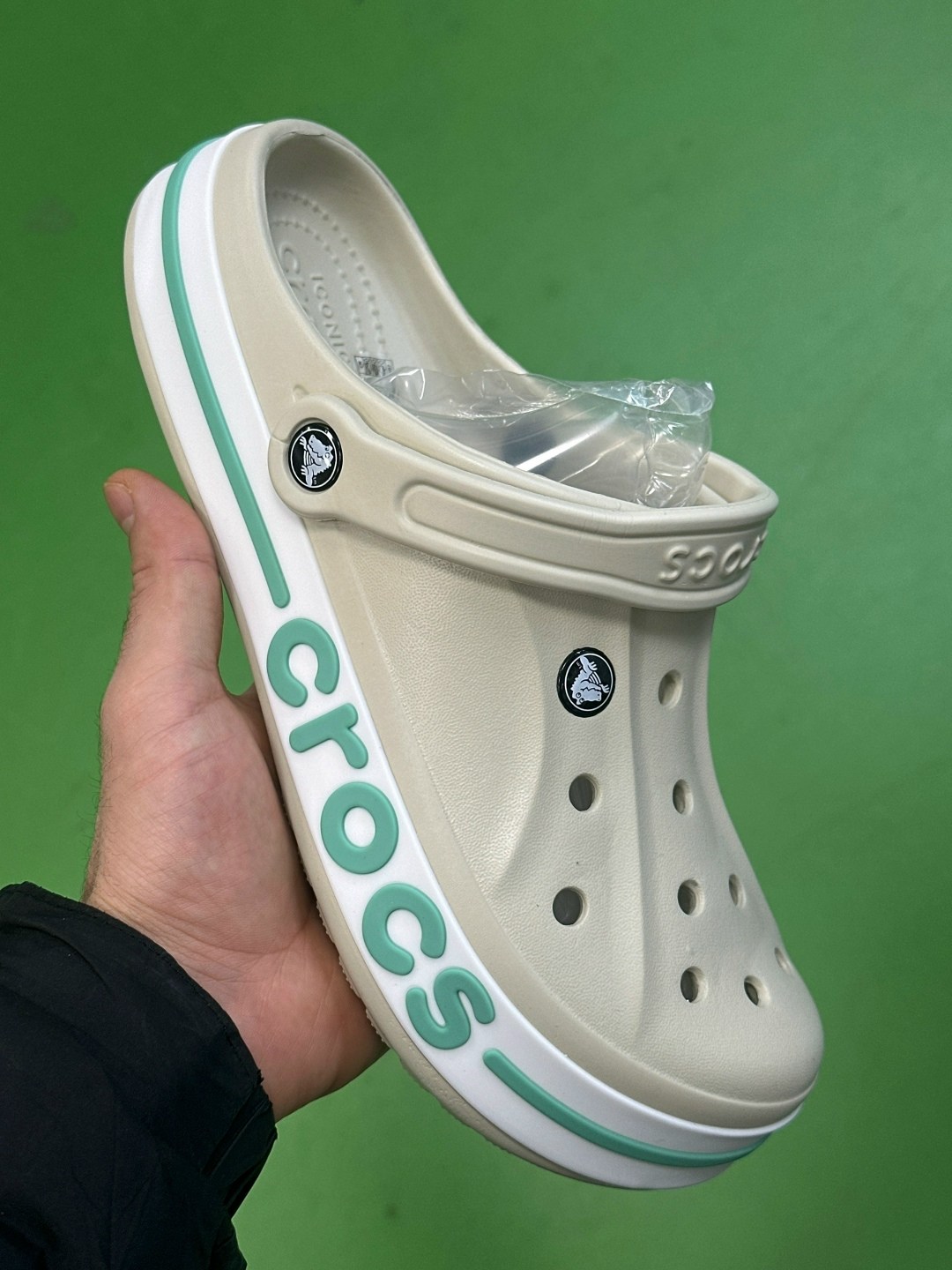 crocs сабо мужские,сабо crocs,crocs мужские,сабо кроксы crocs sarah clog crocs 221032305,сабо кроксы crocs sarah clog crocs цвет светло-коричневый, белый