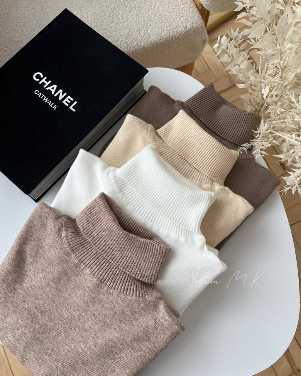 водолазка,свитер с высоким воротом,свитер с высоким воротником,свитер модный,кашемировый свитер с высоким воротником