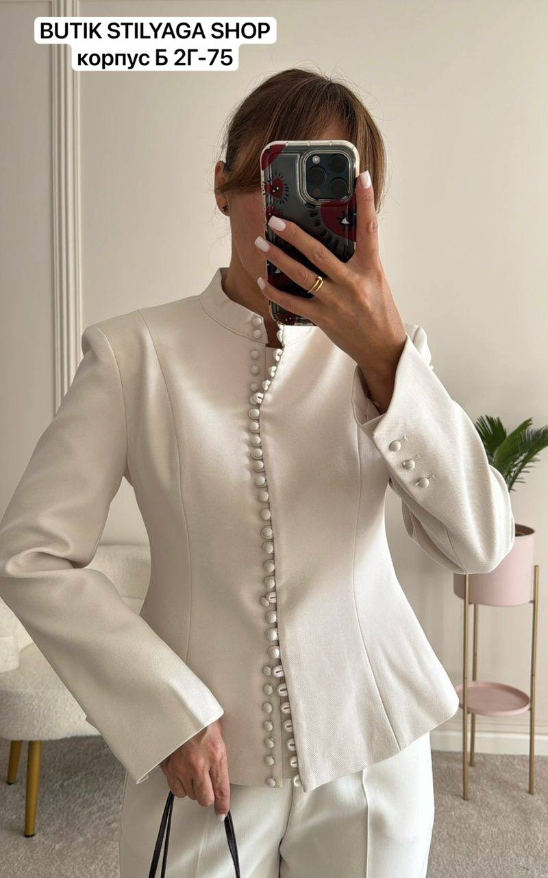 модные костюмы,женский брючный костюм,белый брючный костюм,стильный костюм женский,элегантный брючный костюм