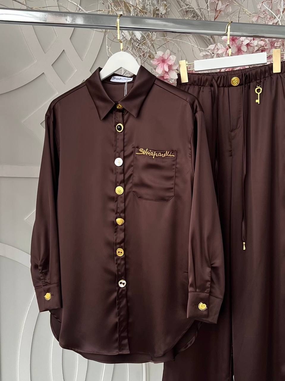 атласный костюм вечерний,атласный костюм,брючный атласный костюм,комплект атласный брючный,костюм брючный шёлк "шоколад"