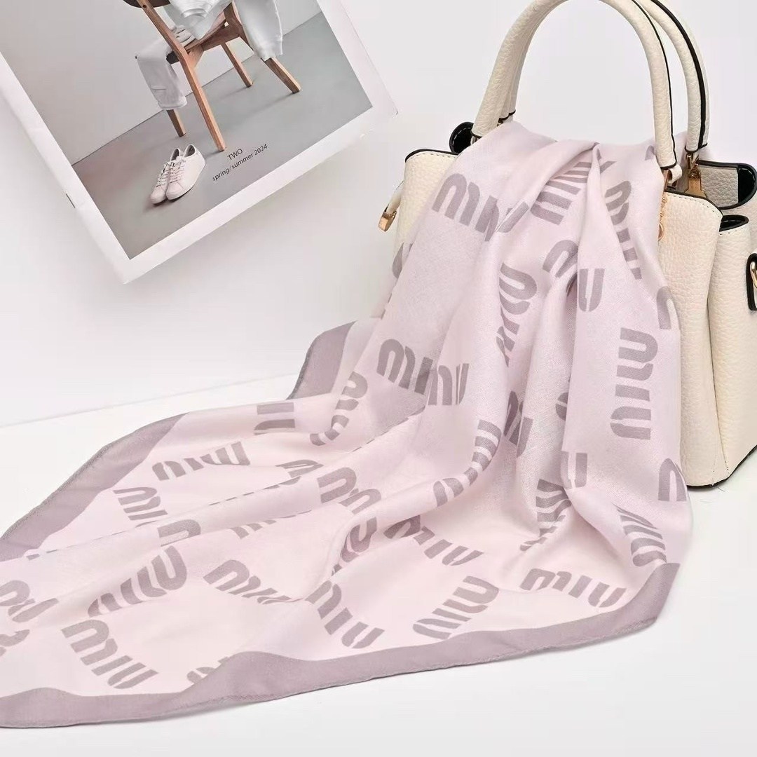 шарфы и платки,шелковый шарф,шарф женские,женский шелковый шарф,женский шелковый шарф с принтом