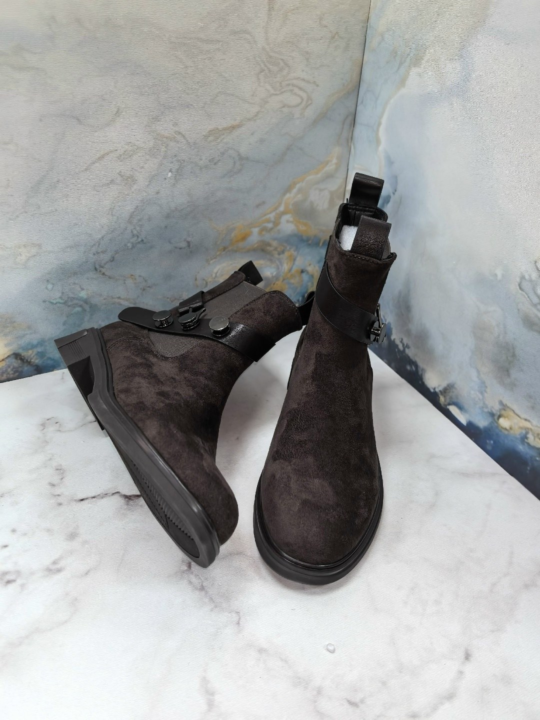 ,женская ,женские ботинки,ботинки замш,ботинки замшевые