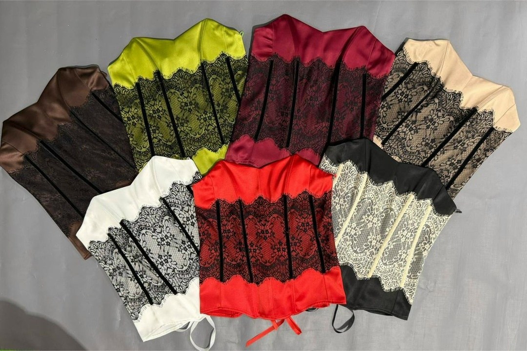 девушка,казахстанская певица,модель в,девушка с,нарядная блузка