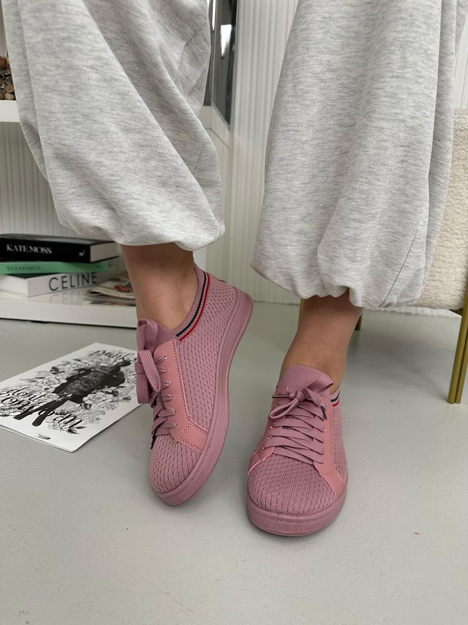 ,кроссовки женскиe,кроссовки женские розовые,розовые кроссовки,малиновые кроссовки
