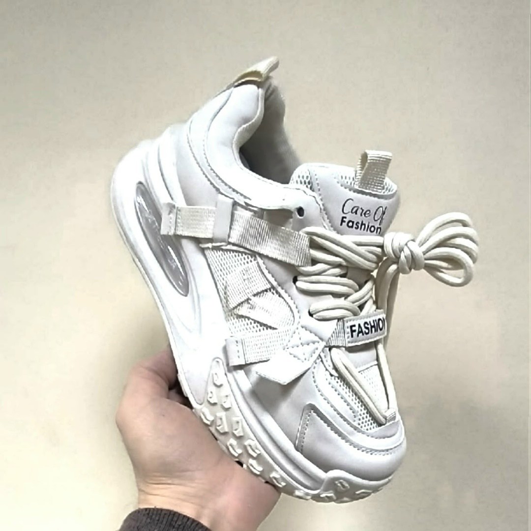 кроссовки женские,кроссовки fashion,кроссовки тренд,массивные кроссовки,