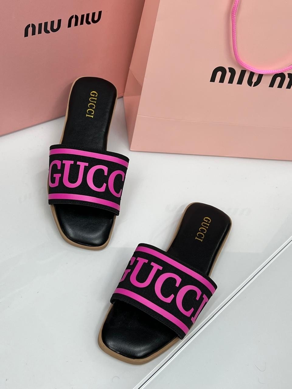 шлепанцы gucci,,новые шлепки,женские шлепанцы,модные тапочки