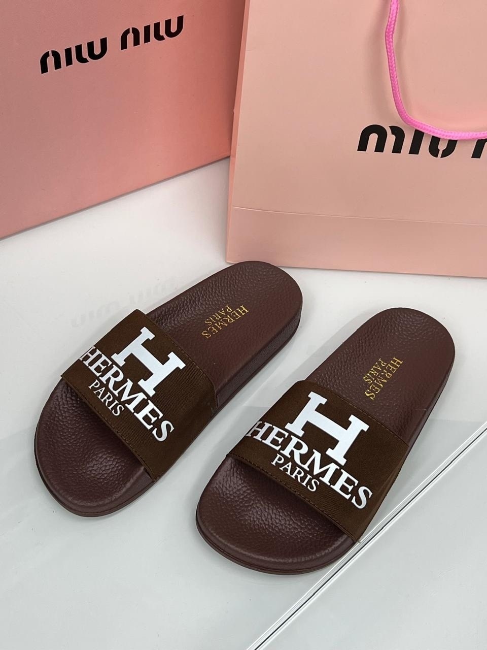 шлепки хермес оран оригинал,женские кожаные шлепки hermes oran коричневые,шлепки эрмес,шлепки хермес оран,шлепки эрмес оран