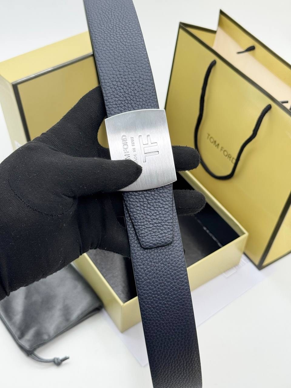 кожаный ремень tom ford,ремень tom ford,ремень из натуральной кожи мужской,мужской кожаный ремень,двусторонний ремень