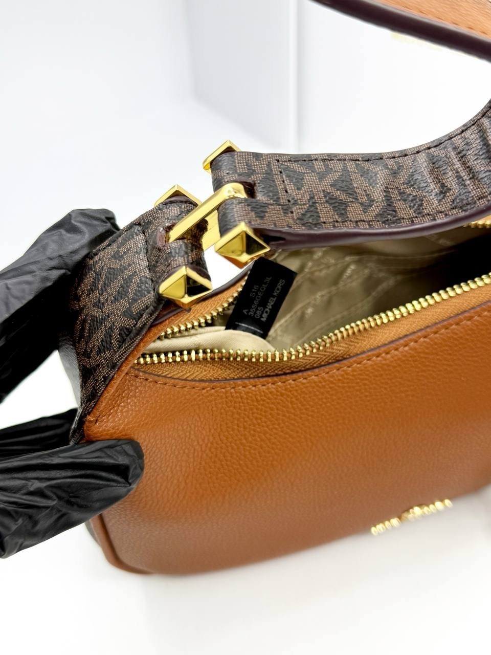 женская сумка michael kors,сумка michael kors,сумка прада через плечо женская,сумка через плечо michael kors,сумка