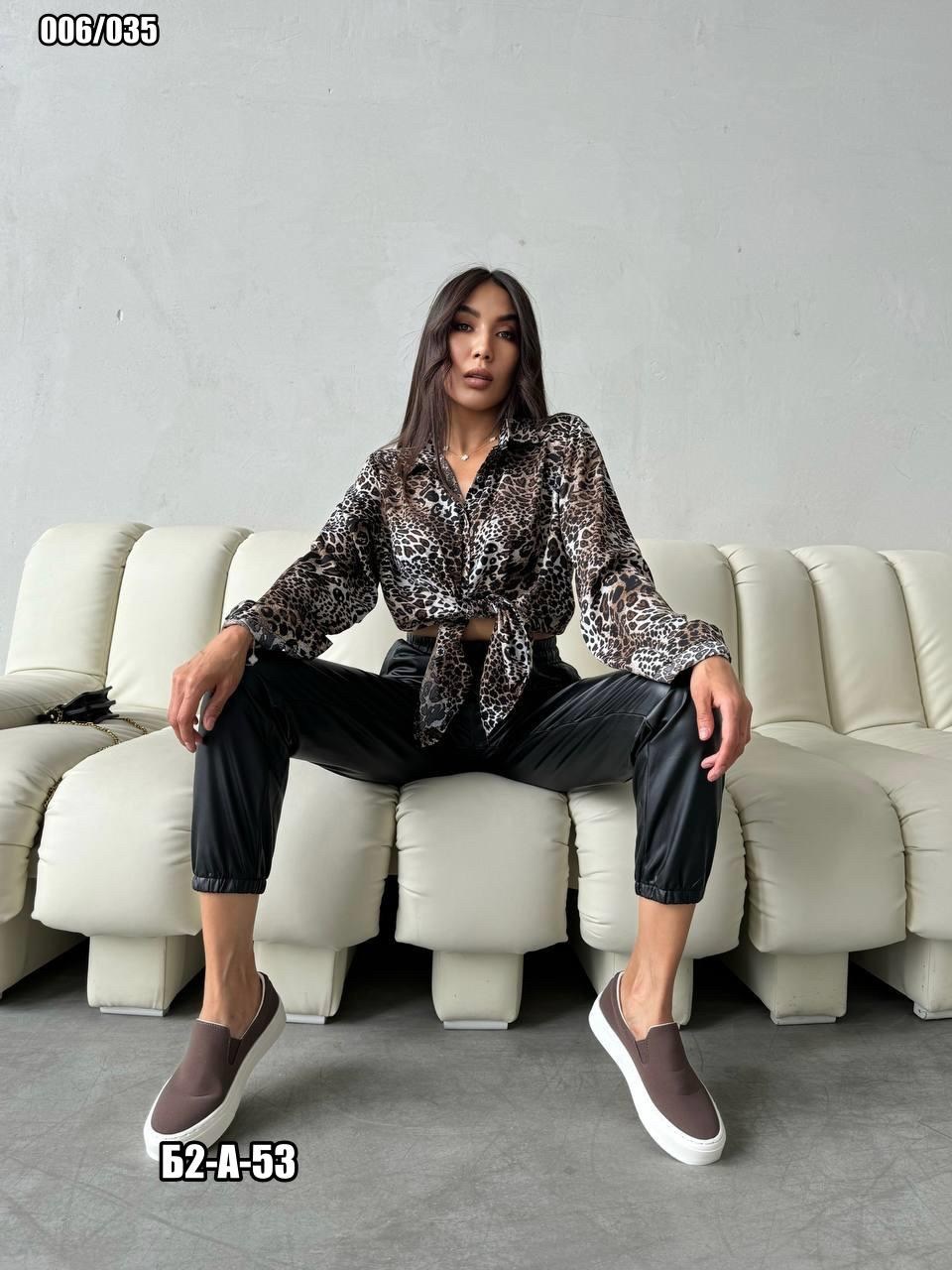 женские брюки из экокожи,кожаные брюки женские,кожаные штаны,костюм экокожа с брюками женский,брюки модные