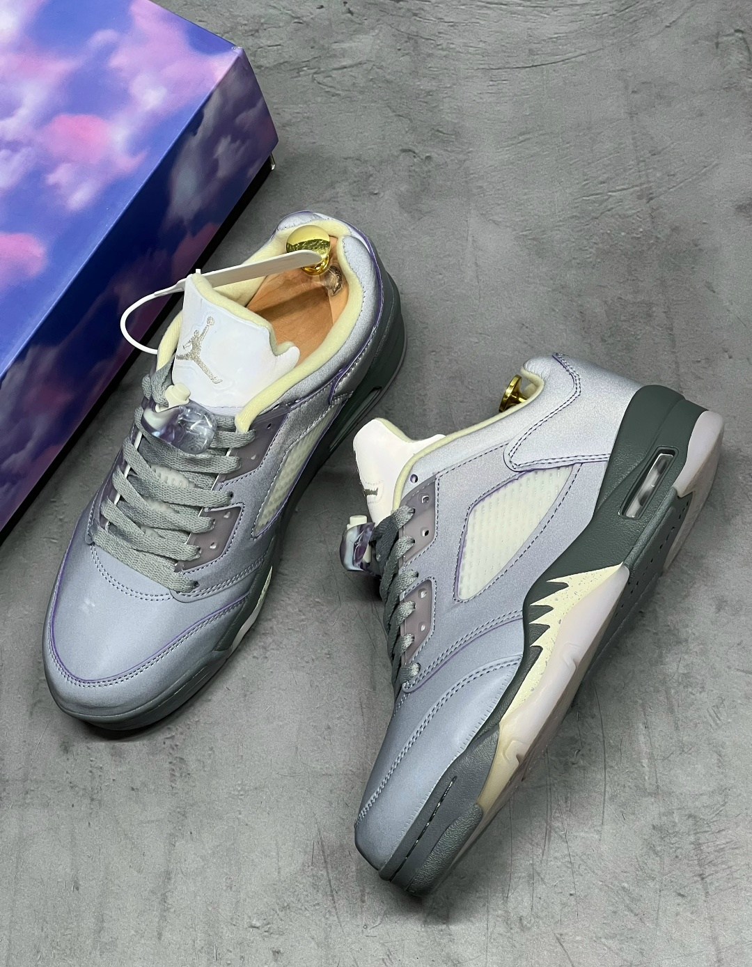 jordan 5 low indigo haze,nike air jordan 5 low "indigo haze" shoes,air jordan 5 low,кроссовки wmns air jordan 5 retro low festival lights фиолетовый,женские кроссовки air jordan 5 retro low