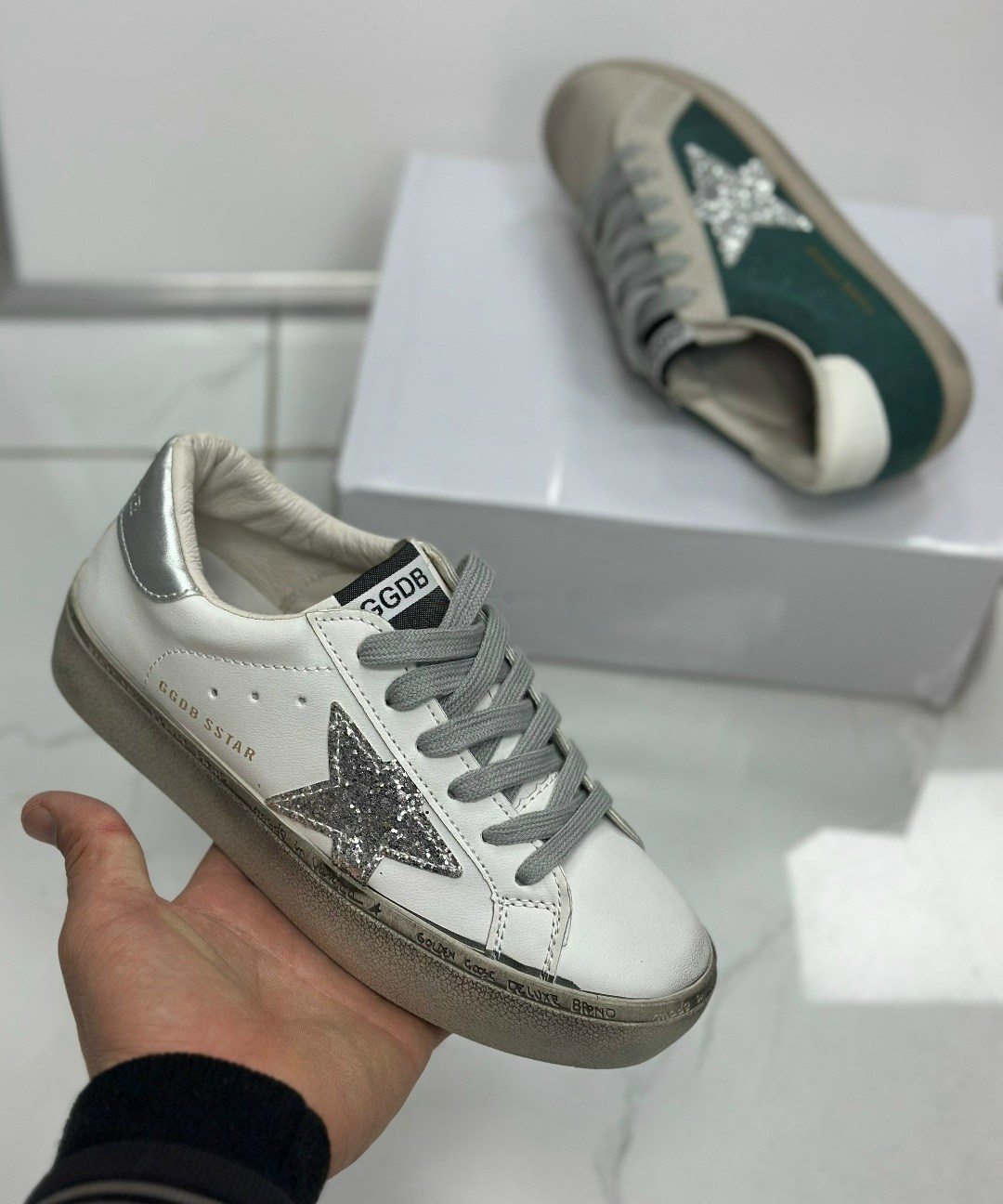 ,кожаные кеды golden goose superstar premium,кеды golden goose,кроссовки,golden goose