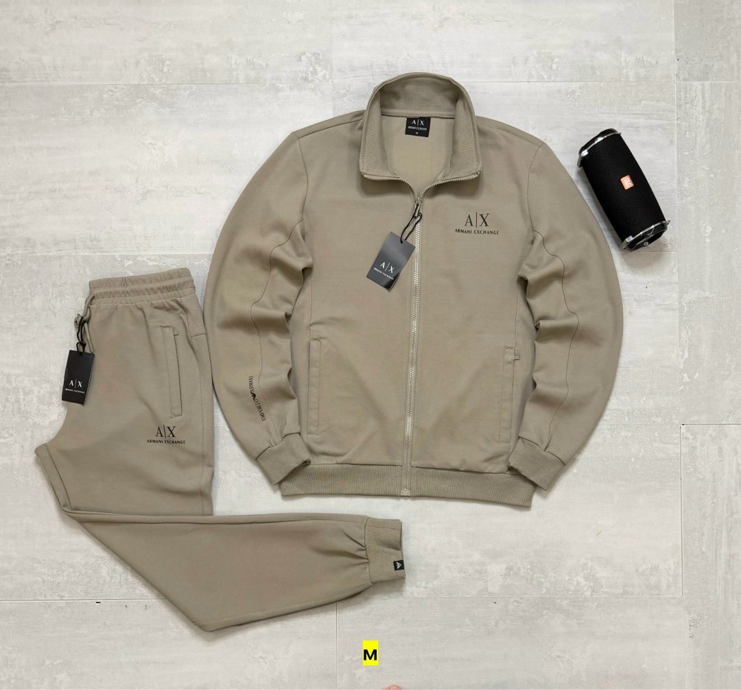 костюм спортивный мужской,костюм emporio armani ea7 regular fit grey tracksuit,спортивный костюм armani,emporio armani grey tracksuit,спортивный костюм