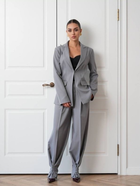 брючный костюм pirs 5646 серый,брючный костюм pirs 5760 серый,серый брючный костюм,брючный костюм,брючный костюм pirs 5646 серый двойка