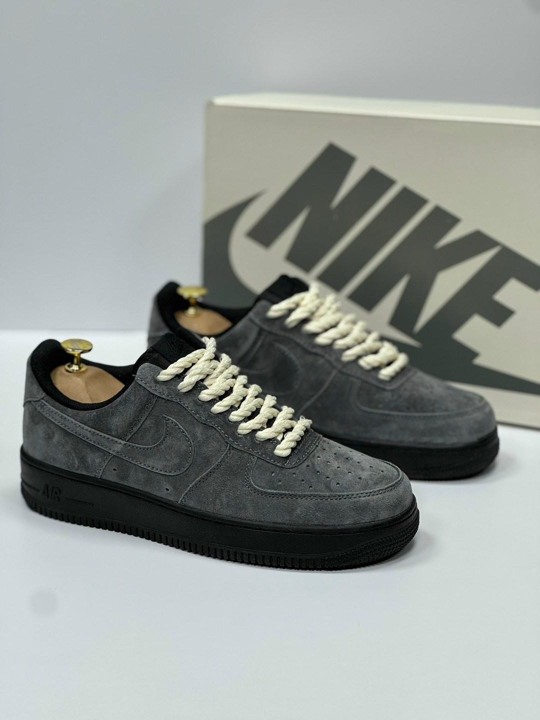nike air force 1 low,nike x reigning champ air force 1 low серые замша мужские,кроссовки nike air force 1,nike air force 1 low grey suede,кроссовки nike x reigning champ air force 1 low цвет серый