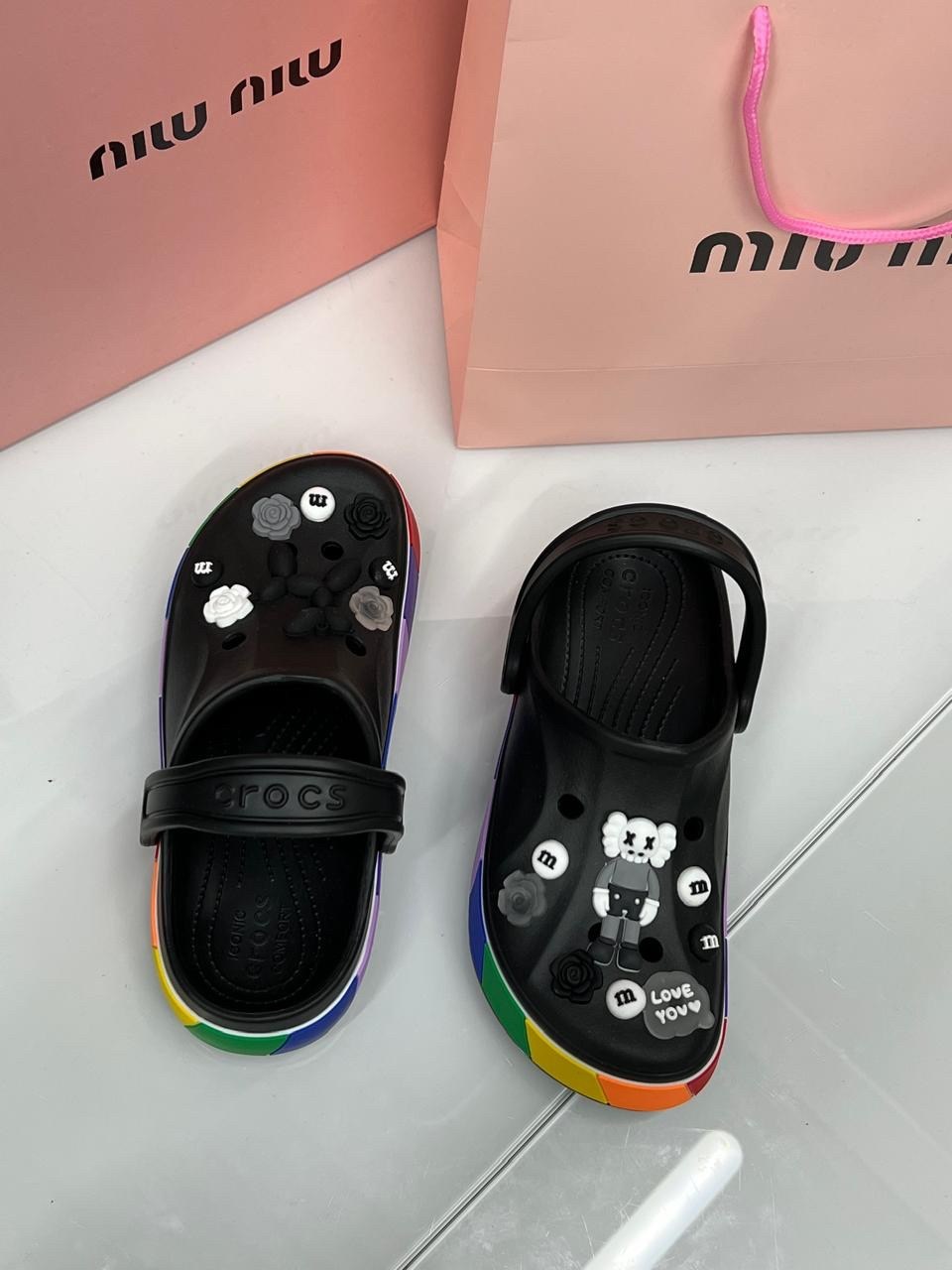 ,кроксы кисс,сабо кроксы женские,кроксы модные,сабо crocs