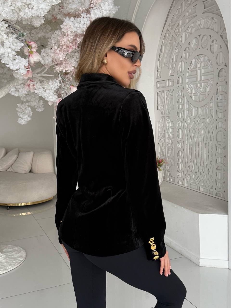 приталенный жакет из велюра черного цвета balmain,пиджак чёрный бархат balmain,велюровый пиджак женский,черный бархатный блейзер для женщин тонкий двубортный пиджак на пуговицах,бархатный пиджак